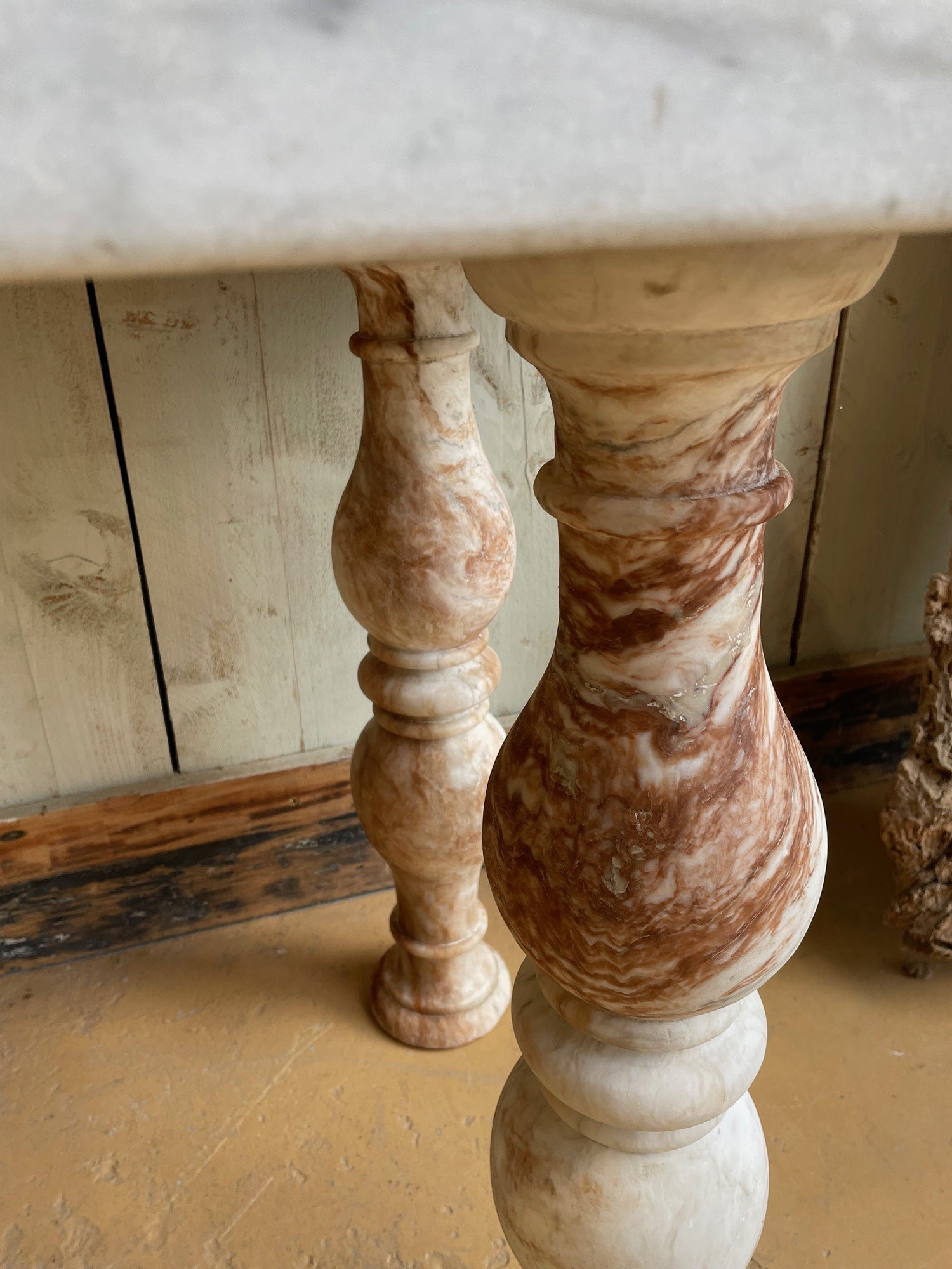 6 55 | Marble Table